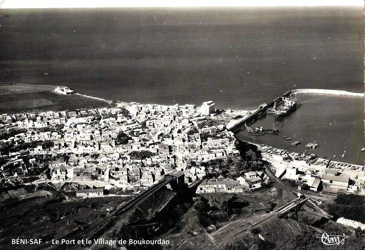 Beni-Saf - Port et le Village de Boukourdan.jpg